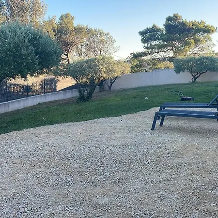 Clos Des Rompudes Βίλα Aramon